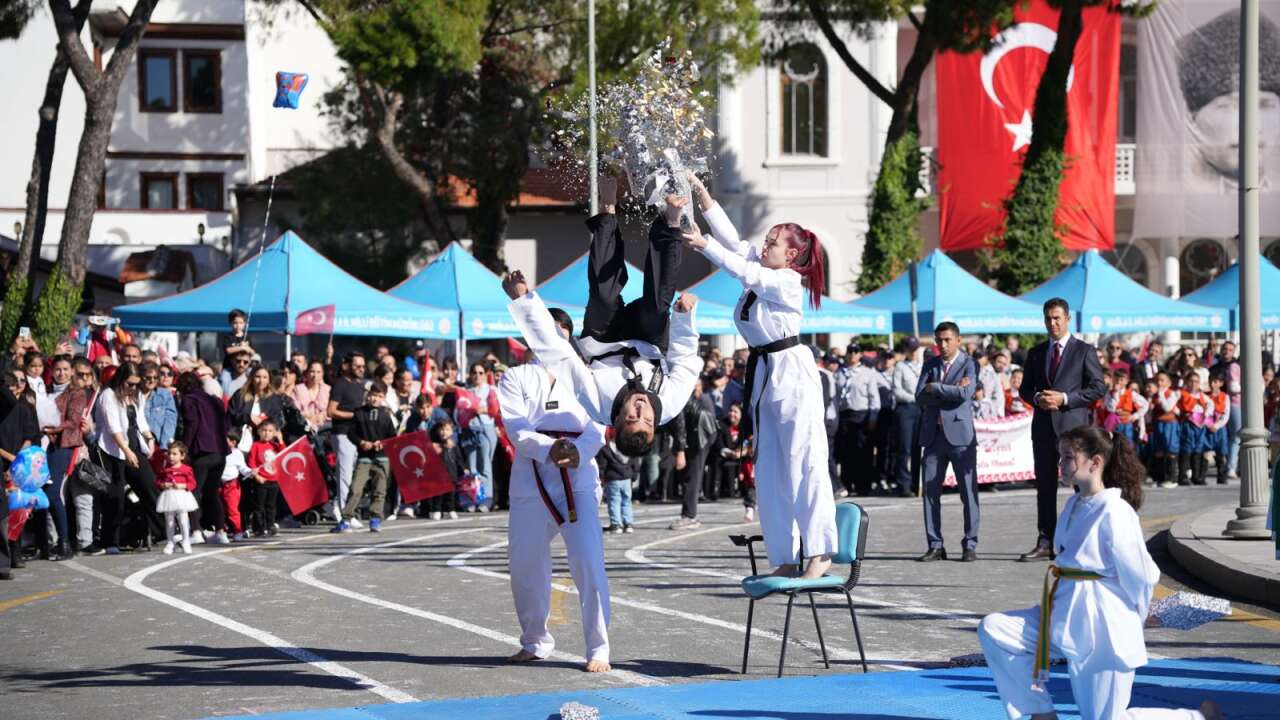 Muğla’da Cumhuriyet’in 102’nci Yılı Coşkuyla Kutlandı 7